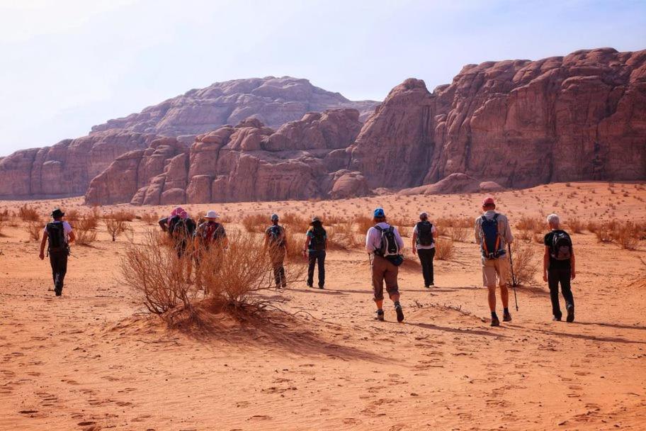 Salem Camp Hotel Wadi Rum Ngoại thất bức ảnh