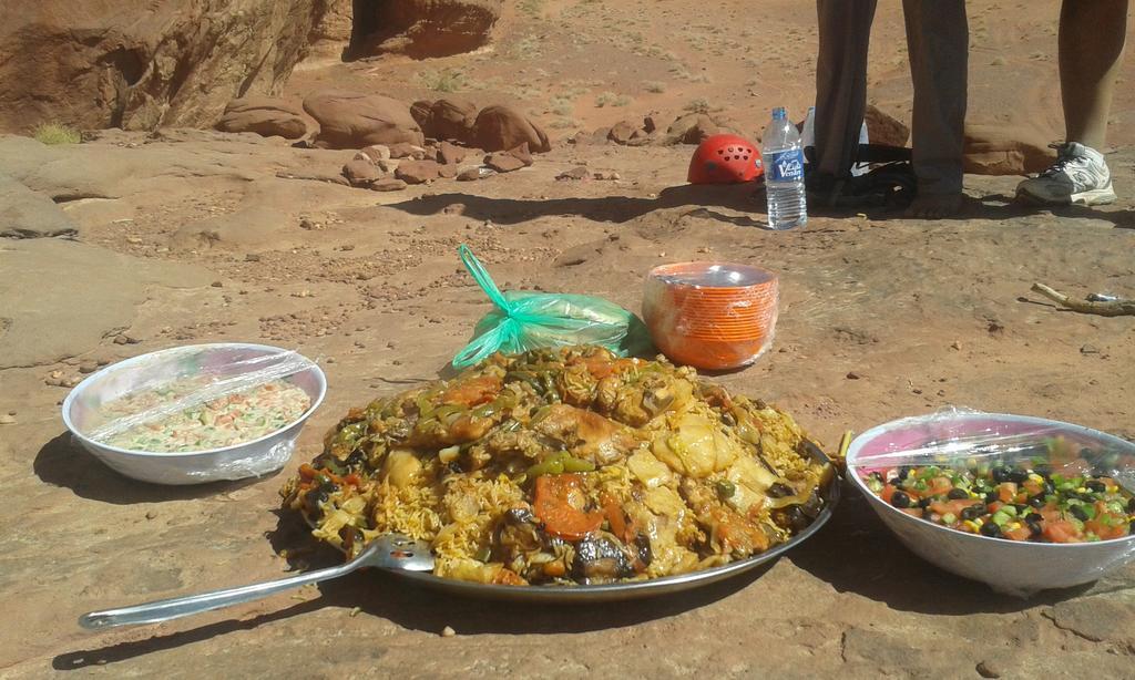 Salem Camp Hotel Wadi Rum Ngoại thất bức ảnh