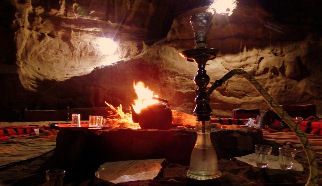 Salem Camp Hotel Wadi Rum Ngoại thất bức ảnh
