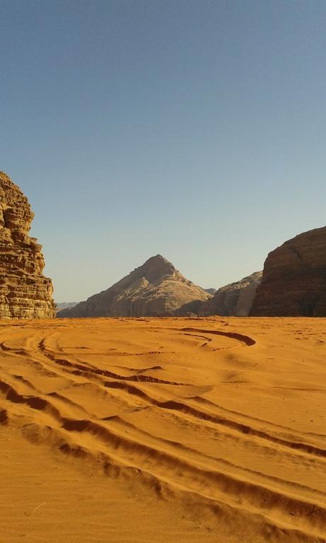 Salem Camp Hotel Wadi Rum Ngoại thất bức ảnh