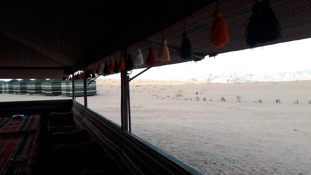 Salem Camp Hotel Wadi Rum Ngoại thất bức ảnh