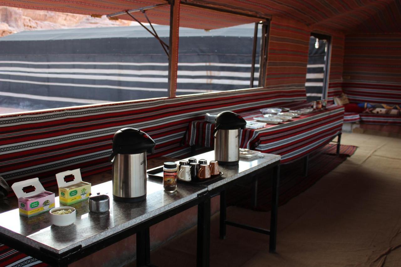 Salem Camp Hotel Wadi Rum Ngoại thất bức ảnh